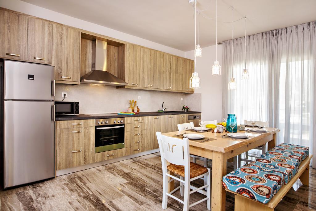 Beachside Apartment In Plakias Centre! Экстерьер фото